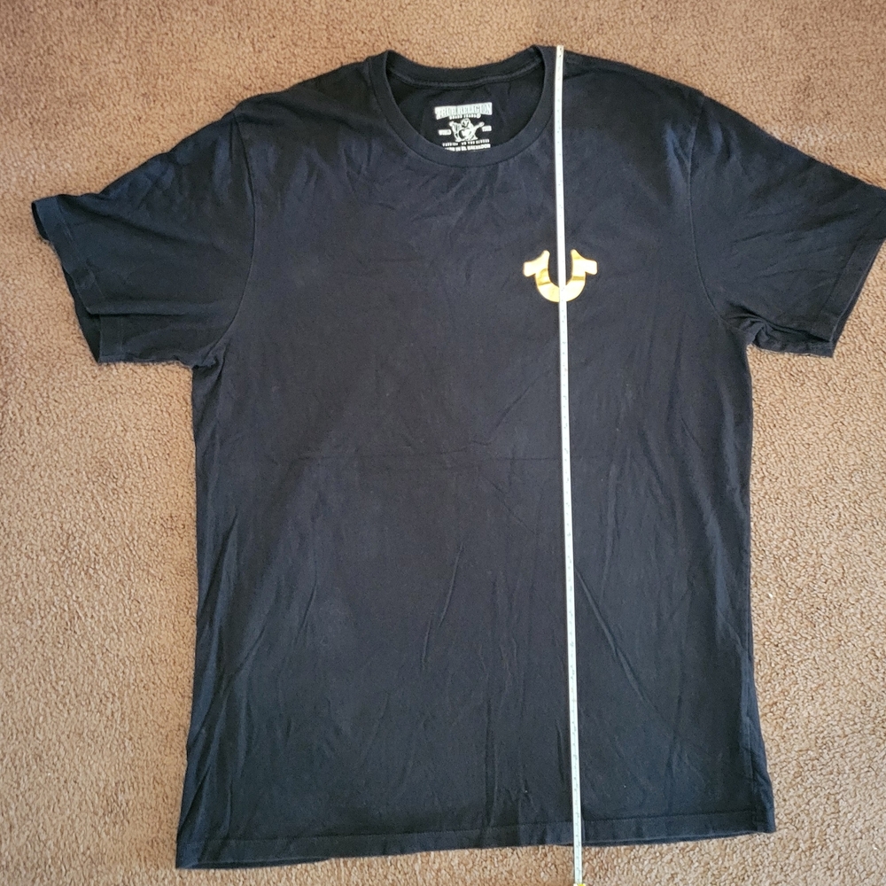 True Religion Men's Black Short Sleeve T-shirt with Gold Horseshoe Emblem Size L